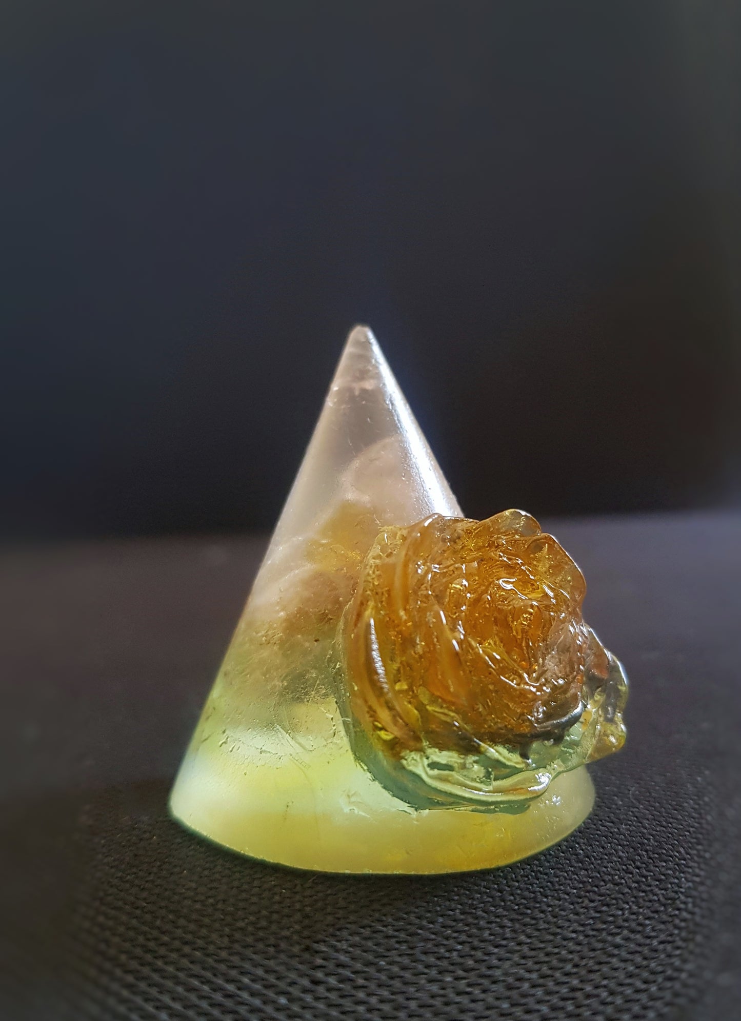 Cast glass - Ring holder rose, single large (limited one)