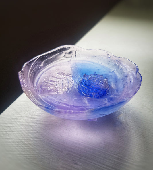 Cast Glass - Floating rose & leaf bowl