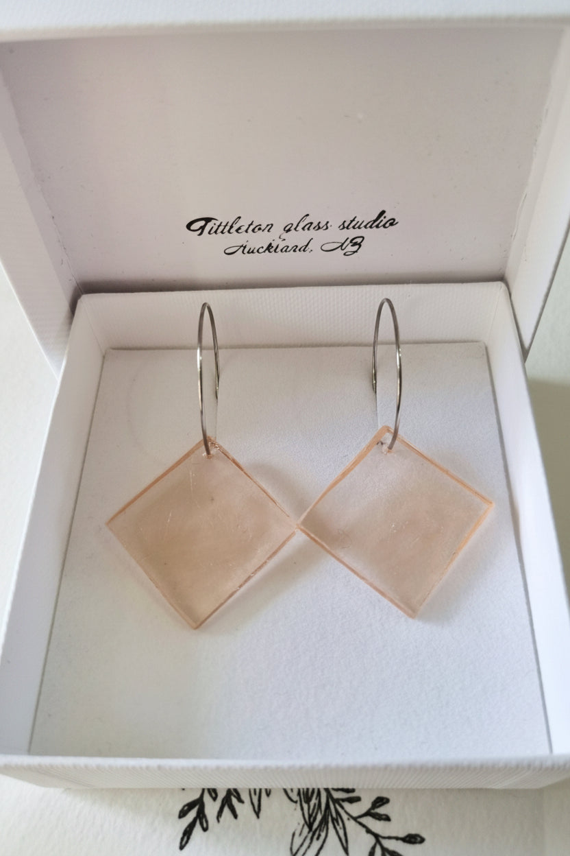 Square Diamond, Earrings 'Champagne' glass