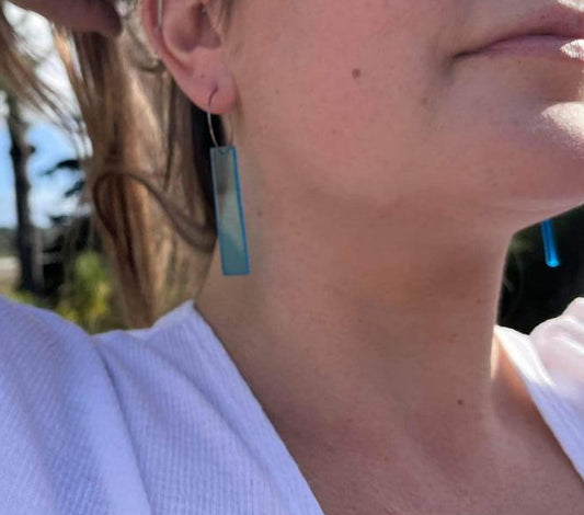 Long bar Earrings, 'sky' blue glass - Transparent